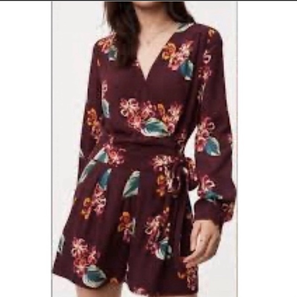 NWT Loft long sleeve romper 00P